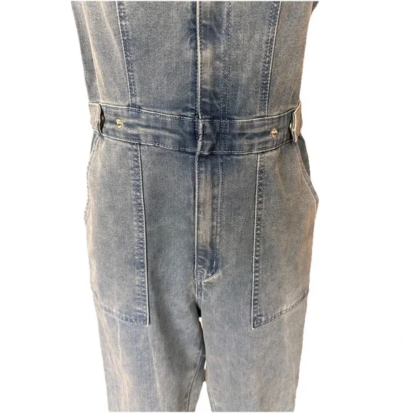 Charlotte Russe Denim Jumper NWT Sleeveless Lightwash Catsuit Jumpsuit Size M - Picture 5 of 13